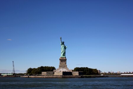 Monument newyork clear