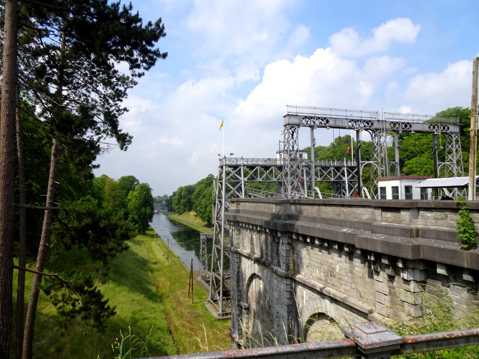 Canal Historique du Centre