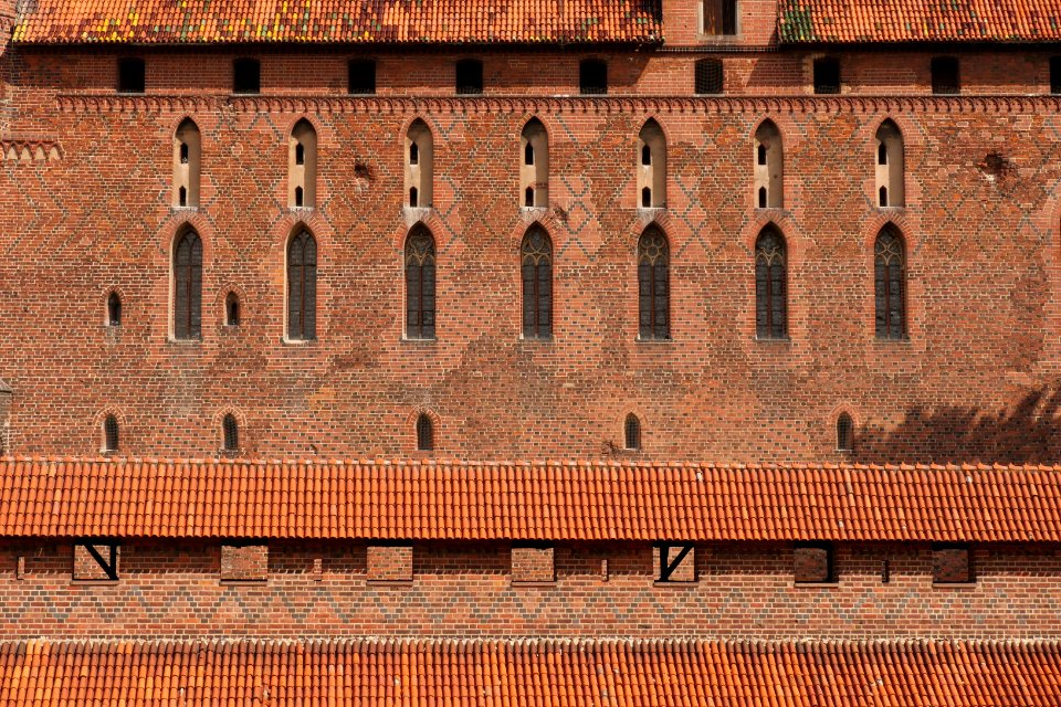 wall, Malbork
