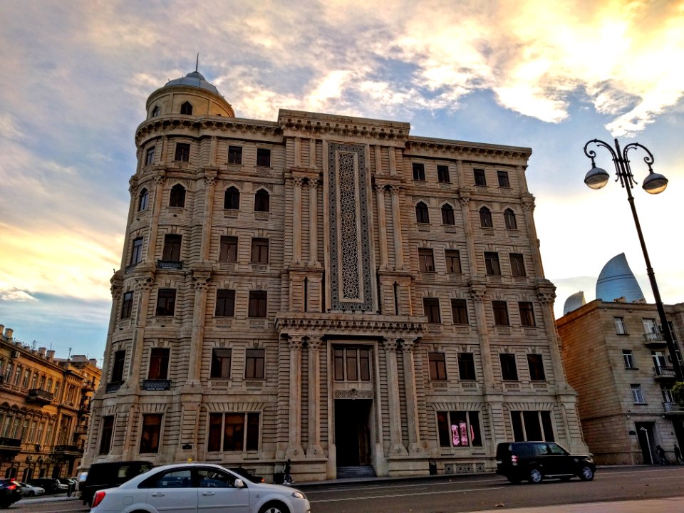 Building with European and Islamic features Bacu Azerbaijan
