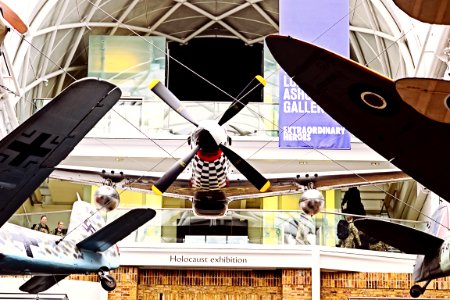 imperial war museum entrance photo