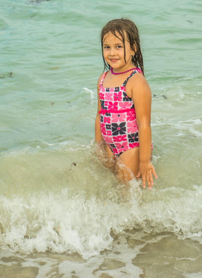 Child ocean young