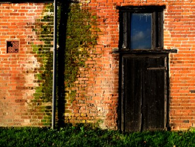 Side door to old barn