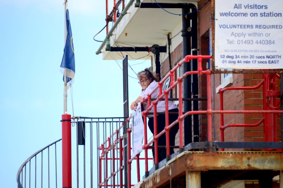 RNLI lookout point, Ship ahoy?