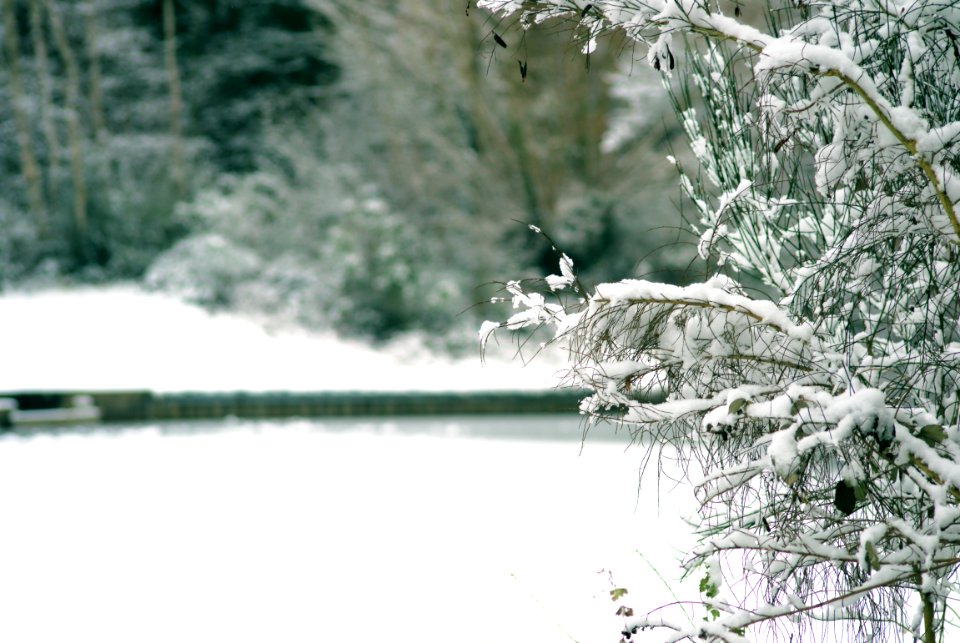 snow on the aldershot slipway