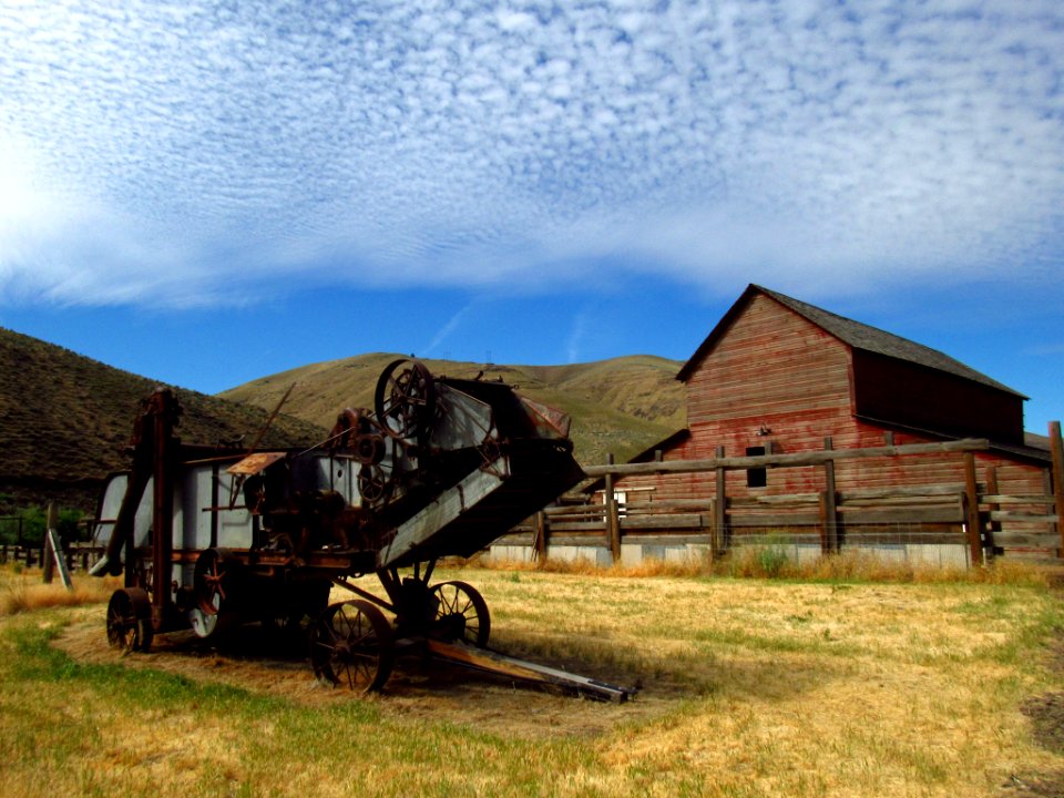 Murtha Ranch at Cottonwood Canyon SP in OR