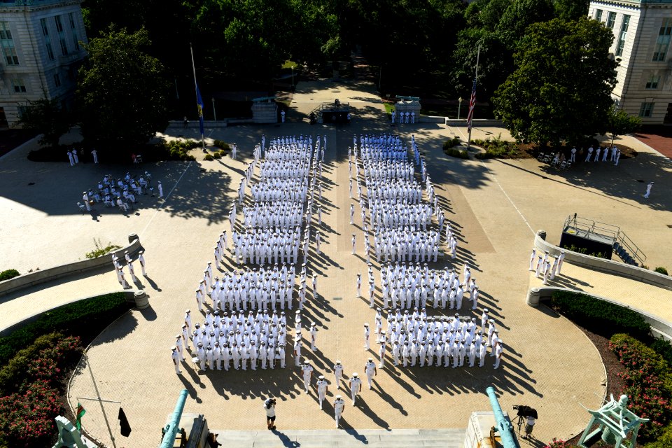 200718-N-UG979-0233