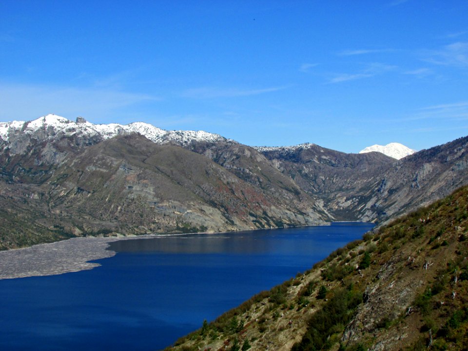 Spirit Lake at Mt. St. Helens NM in WA