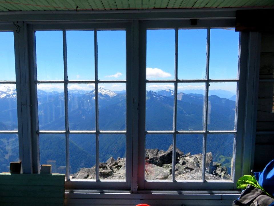 Hidden Lake Lookout at North Cascades NP in WA