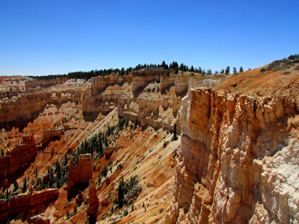 Bryce Canyon NP in Utah photo