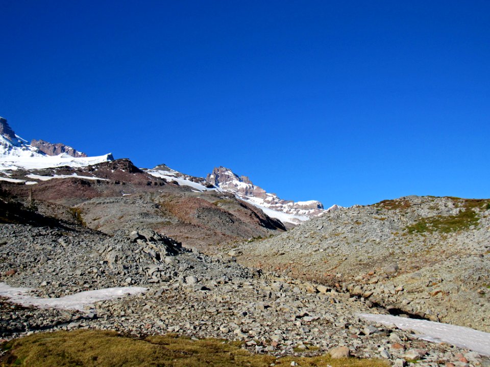 Autumn at Skyline Trail at Mt. Rainier NP in WA