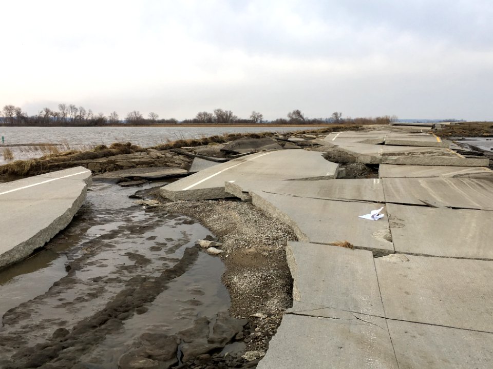 3/28/19 - US 34 near MO River Bridge
