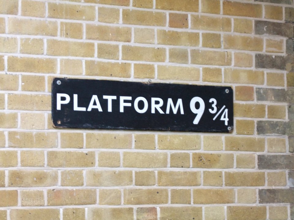 Sign "Platform 9 3/4, Kings Cross, London