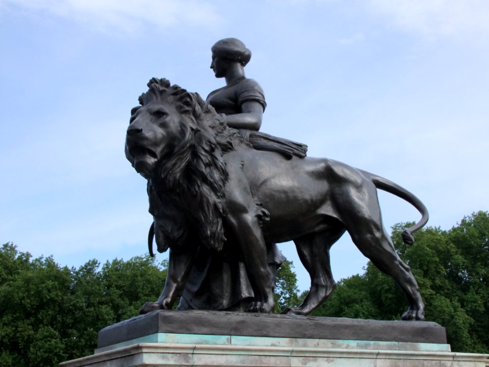 Lion on Victoria Memorial, London