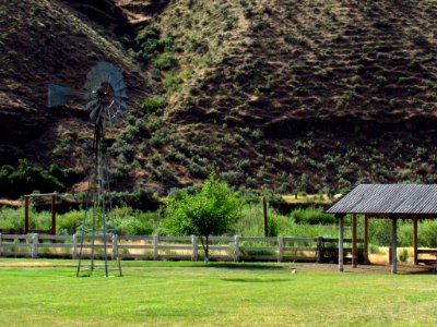 Murtha Ranch at Cottonwood Canyon SP in OR