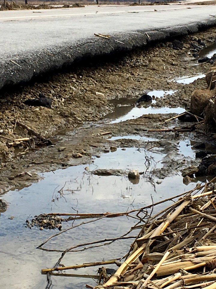 3/25/19 - Pavement on I-29 north of Council Bluffs