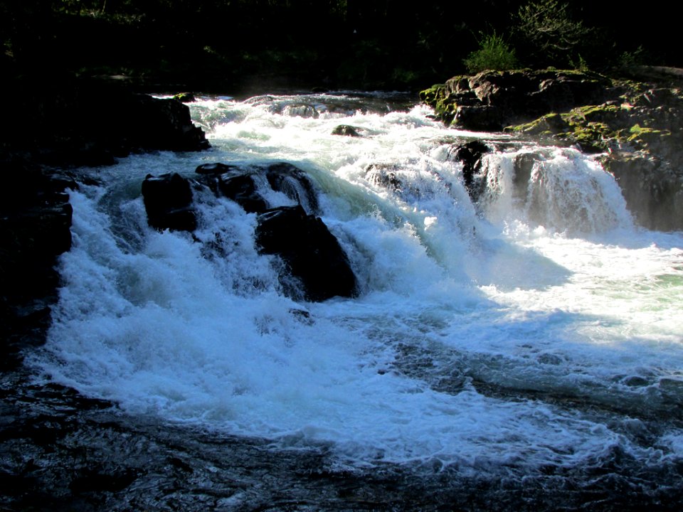 Lucia Falls Park at Lewis River in WA