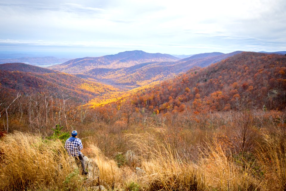 Observing Old Rag from Pinnacles Overlook