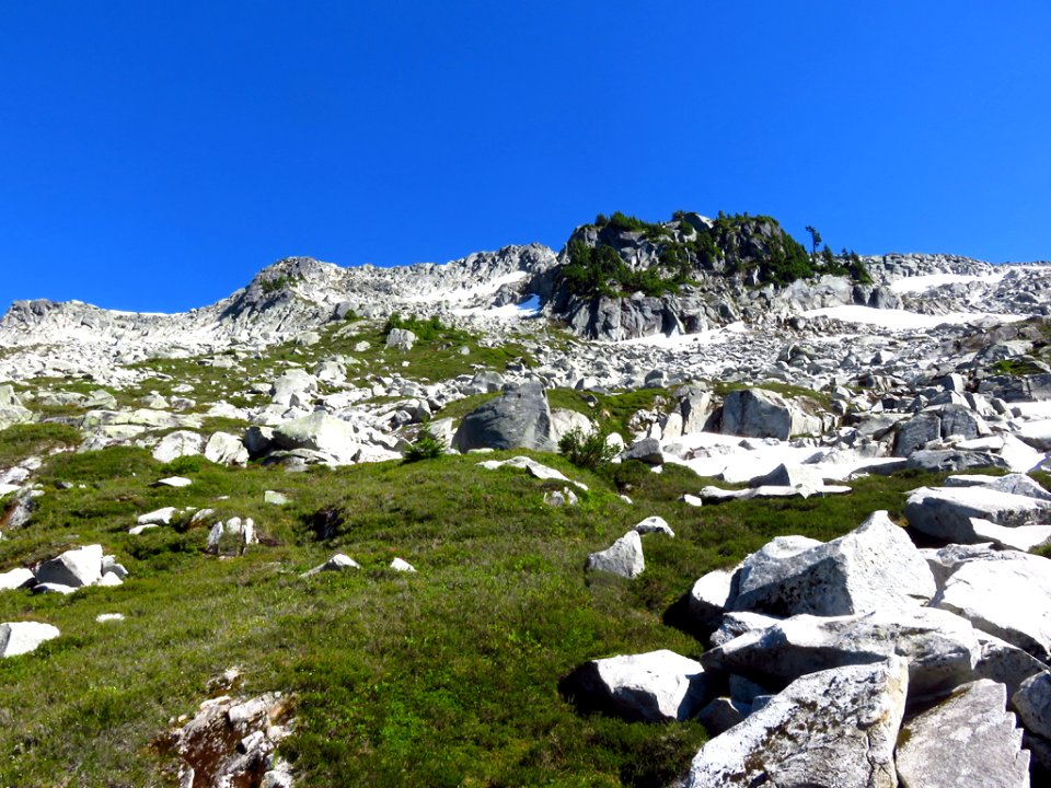 Hidden Lake Trail at North Cascades NP in WA