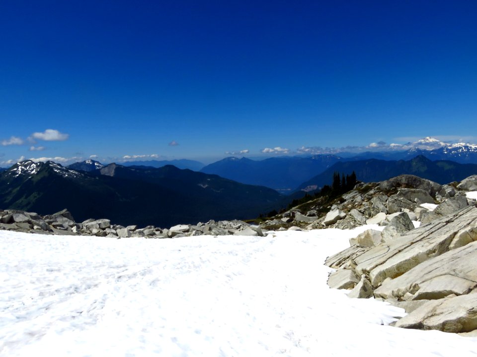Hidden Lake Trail at North Cascades NP in WA