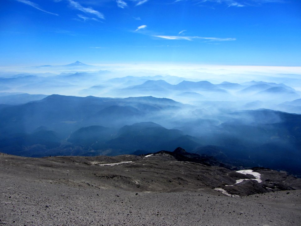 Mt. St. Helens Summit Trail in WA