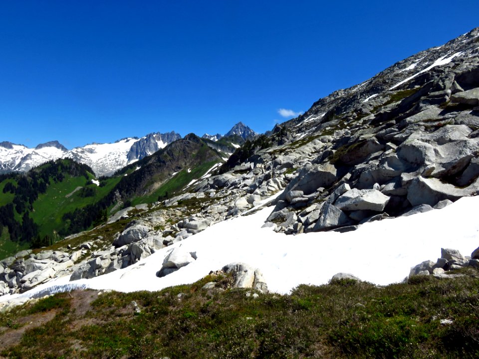 Hidden Lake Trail at North Cascades NP in WA