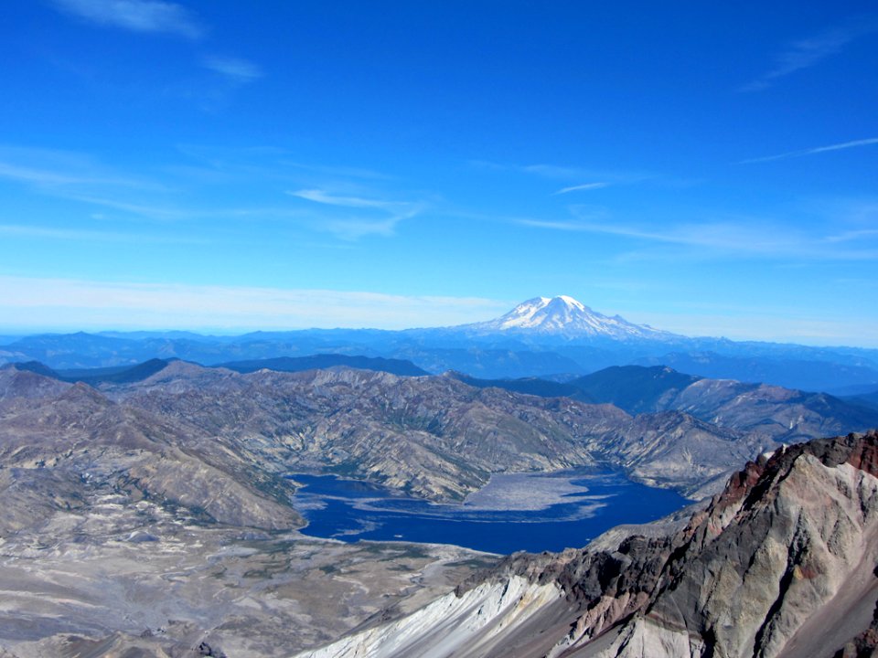 Mt. St. Helens Summit Trail in WA