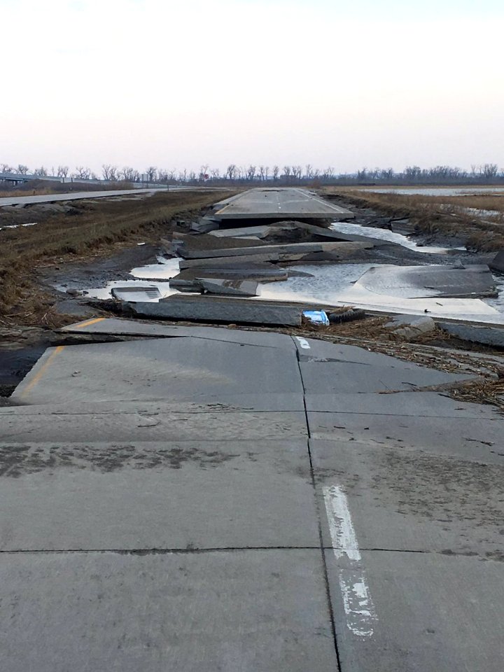 3/27/19 - US 34 west bridge into Plattsmouth, NE