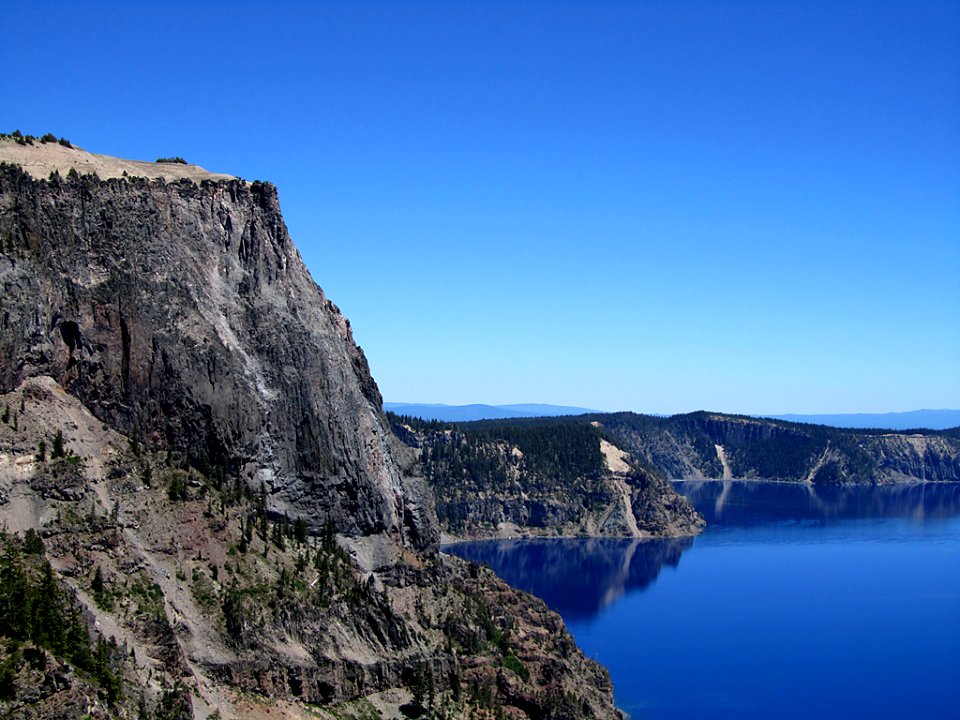 Crater Lake National Park in Oregon