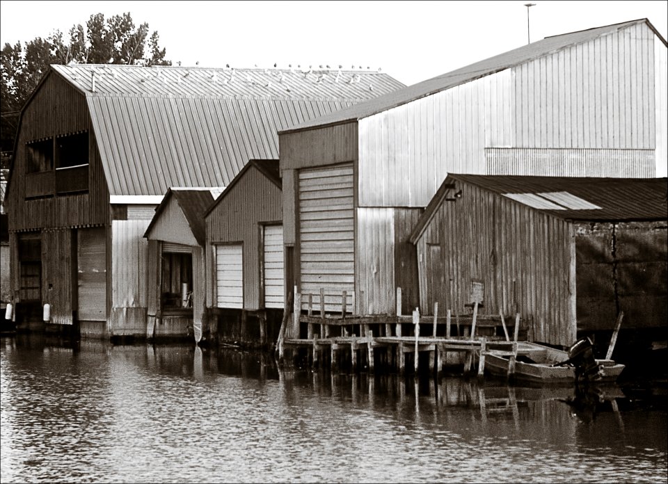 Port Rowan Boathouses