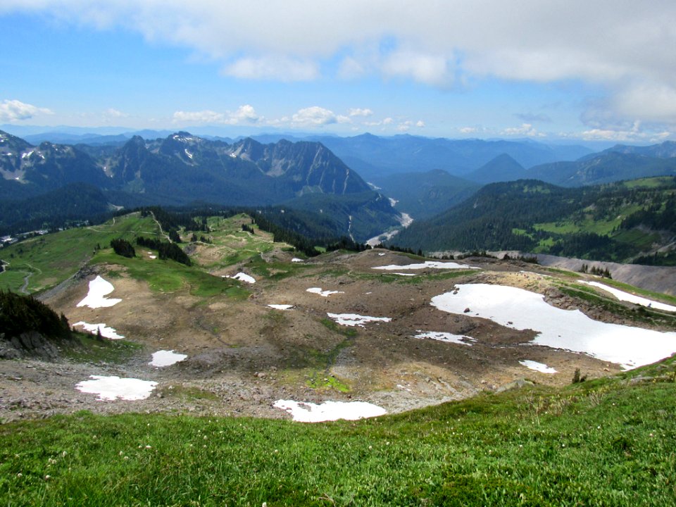 Paradise Skyline Trail at Mt. Rainier NP in WA