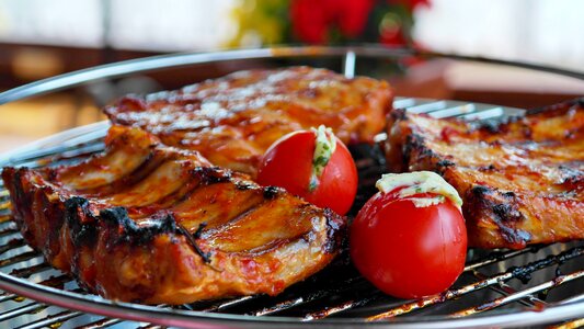 Barbecue peeling ribs meat
