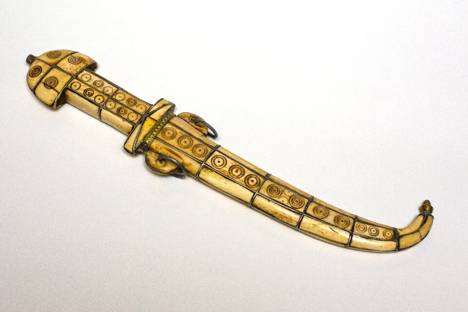 Weapon arabia orient