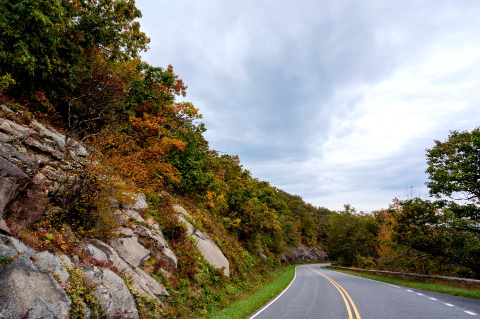 Fall at Little Devils Stairs Overlook