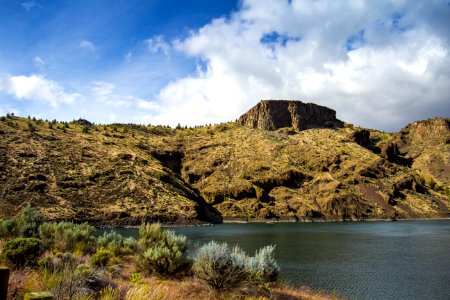 Prineville Reservoir, Oregon photo