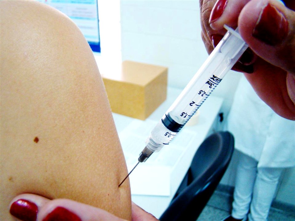 Vacina Gripe A (3)