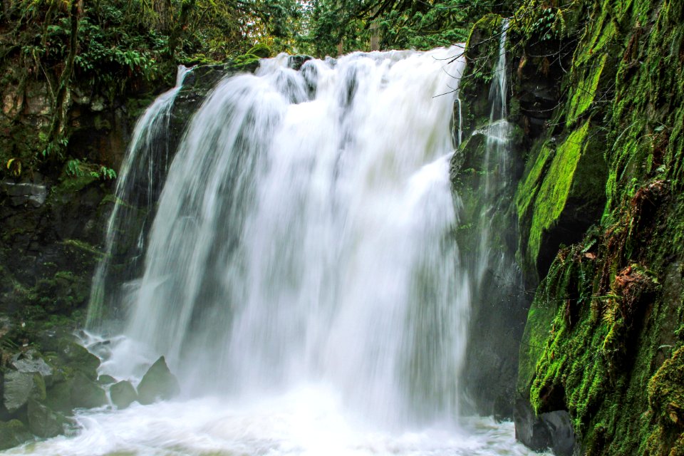 Majestic Falls , Waterfalls, Oregon