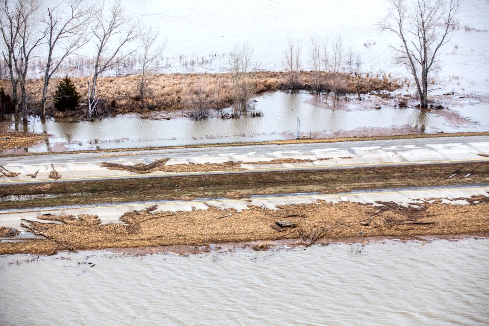 3/28/19 - Iowa 2 near NE border