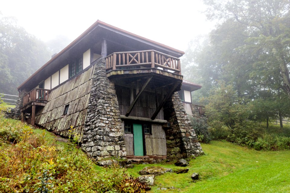 Historic Massanutten Lodge