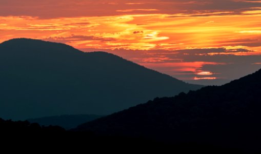 Sunrise from Thornton Hollow