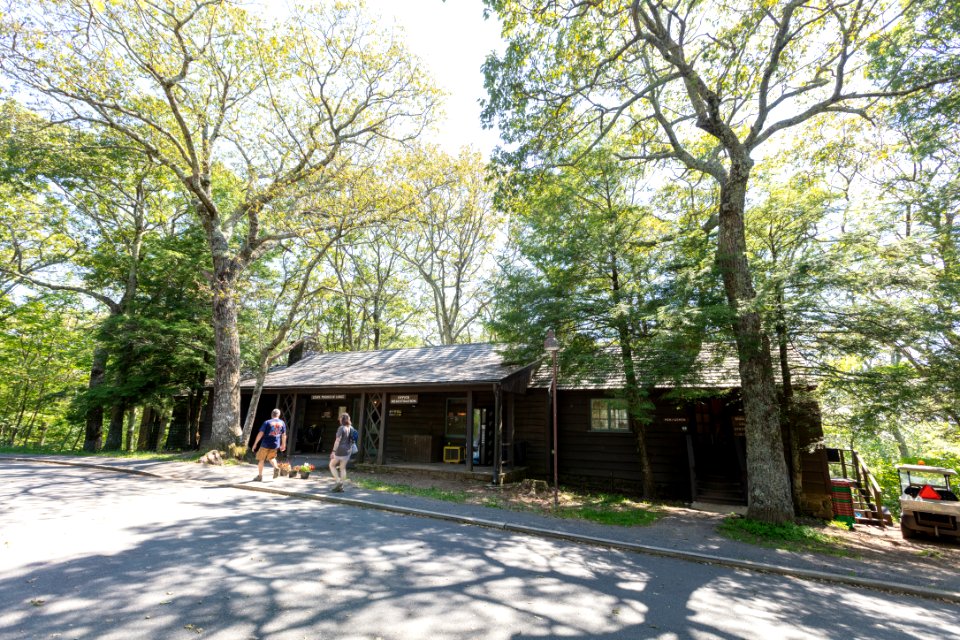 Lewis Mountain Campstore