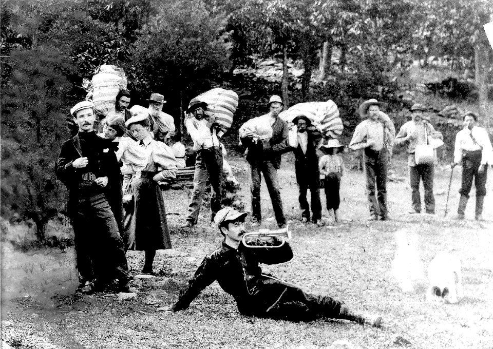 Skyland hiking party, 1890s