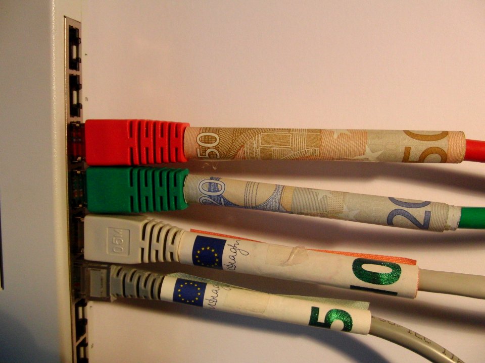 Netz - Switch und Geld