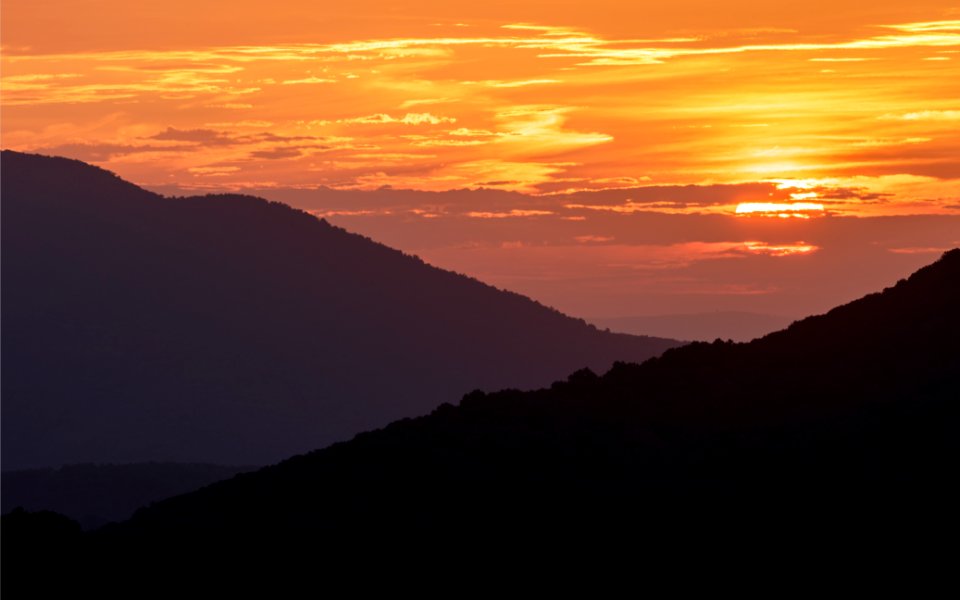 Sunrise from Thornton Hollow