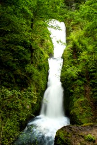 Bridal Veil Waterfall, Oregon photo