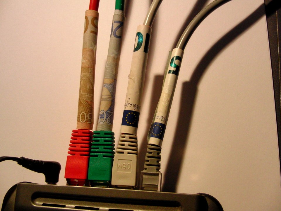Netz - Switch und Geld