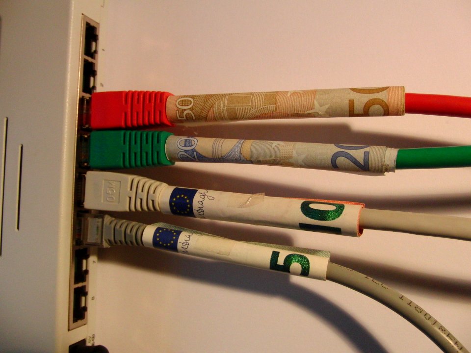 Netz - Switch und Geld