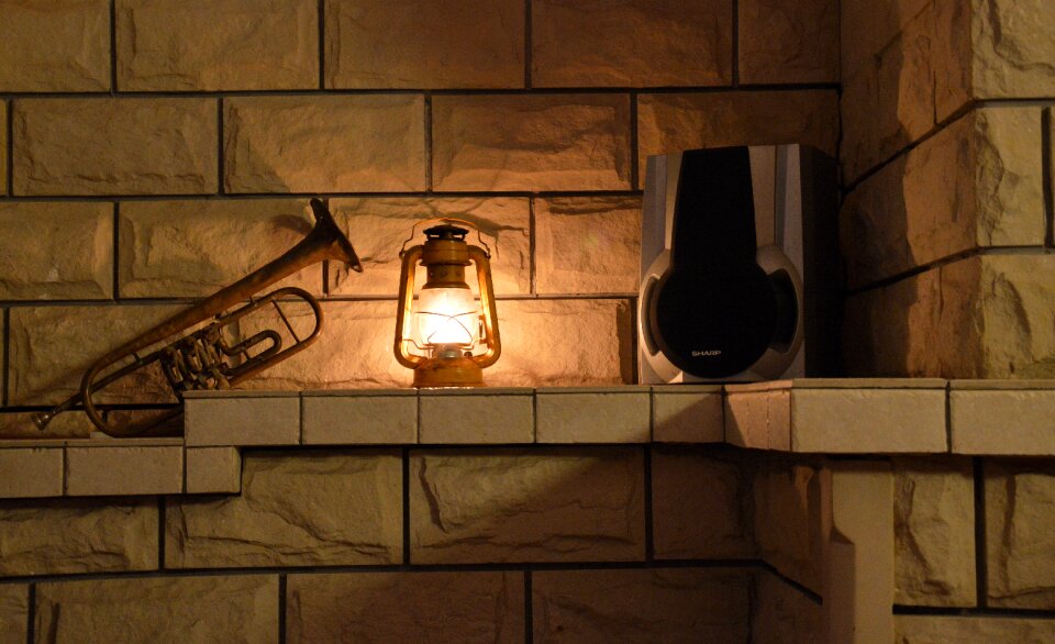 Heat candle speaker