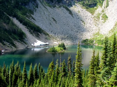 Lake Ann at North Cascades NP in WA