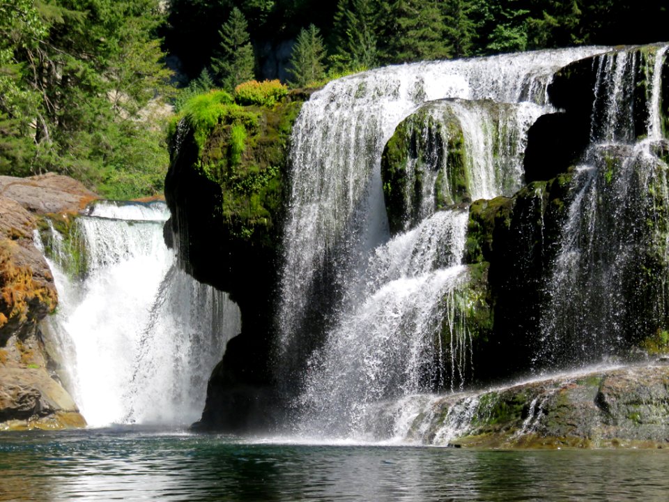 Lower Lewis River Falls in WA